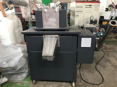 平?jīng)鲂滦颓辛C(jī)